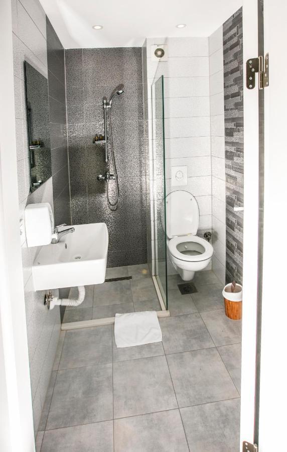 Hotel Sonoma Kosovo Polje Екстериор снимка