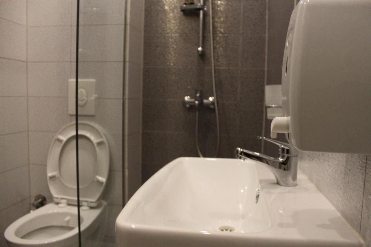 Hotel Sonoma Kosovo Polje Екстериор снимка